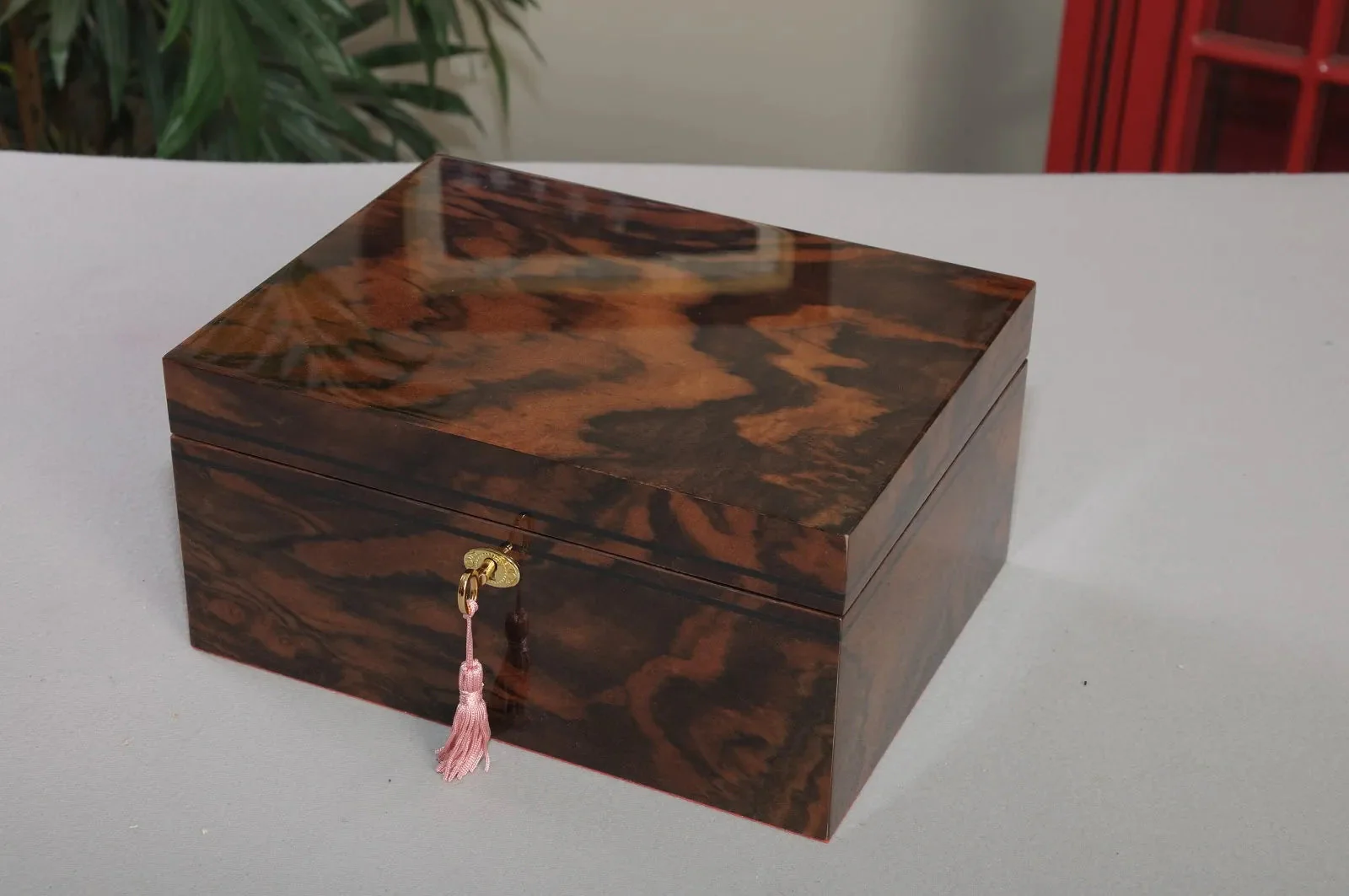 Thumbnail 5